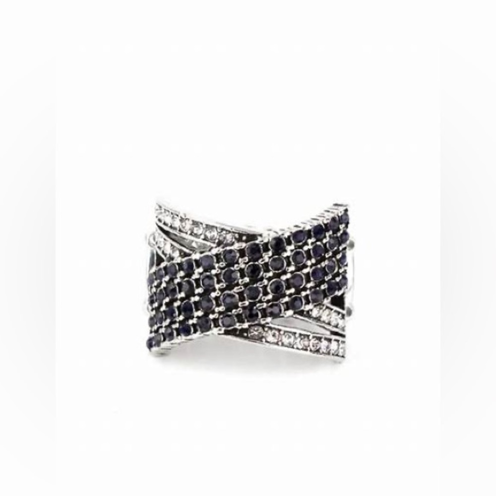 *Dark blue rhinestone and silver crisscross ring.